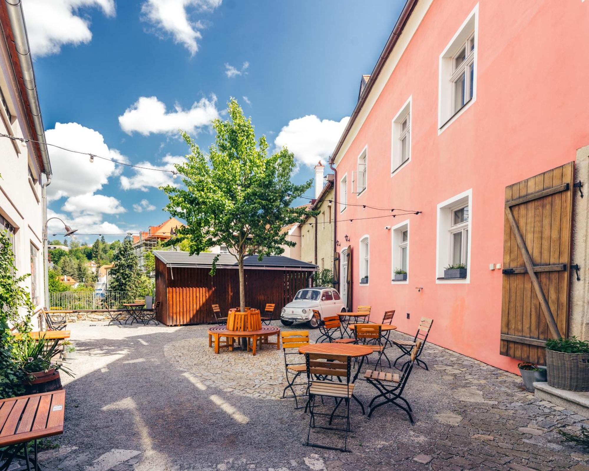Hotel Latran Чешки Крумлов Екстериор снимка