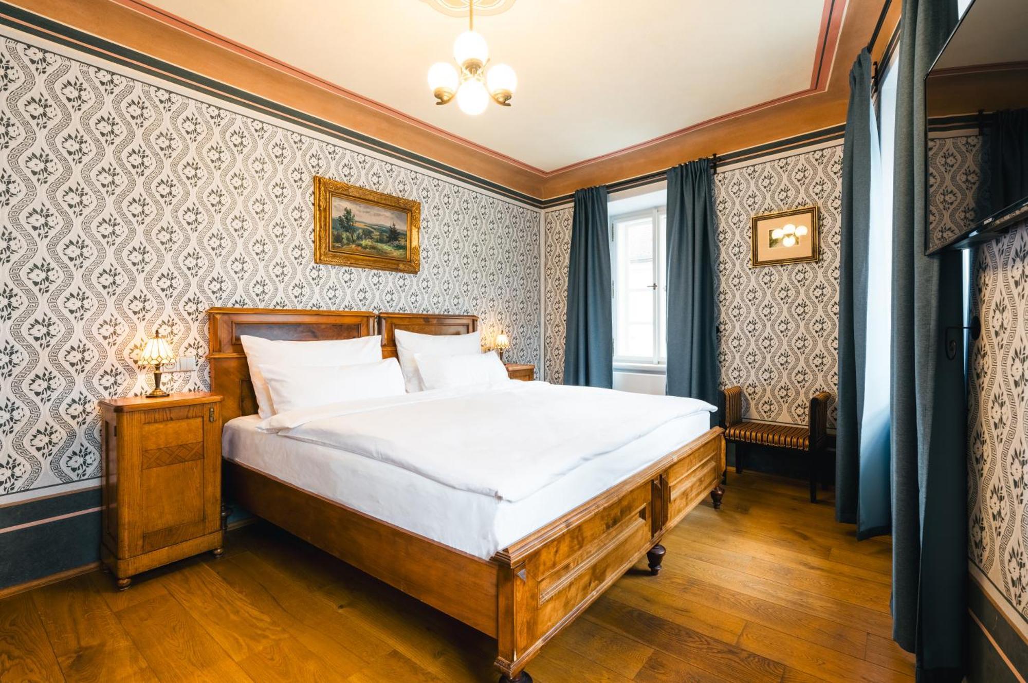 Hotel Latran Чешки Крумлов Екстериор снимка